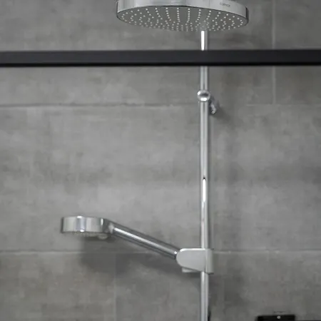 Modernes Mit Sonniger Dachterrasse * Telfs