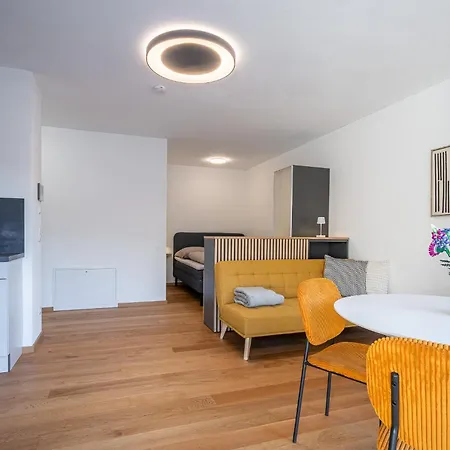 Appartement Modernes Mit Sonniger Dachterrasse *