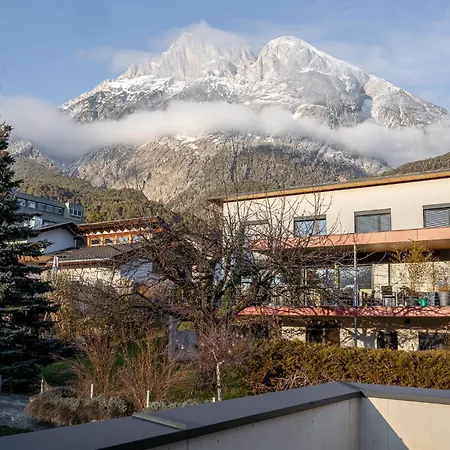 Daire Modernes Mit Sonniger Dachterrasse *