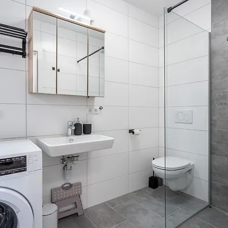 Modernes Mit Sonniger Dachterrasse Telfs